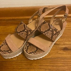 Wedge sandals